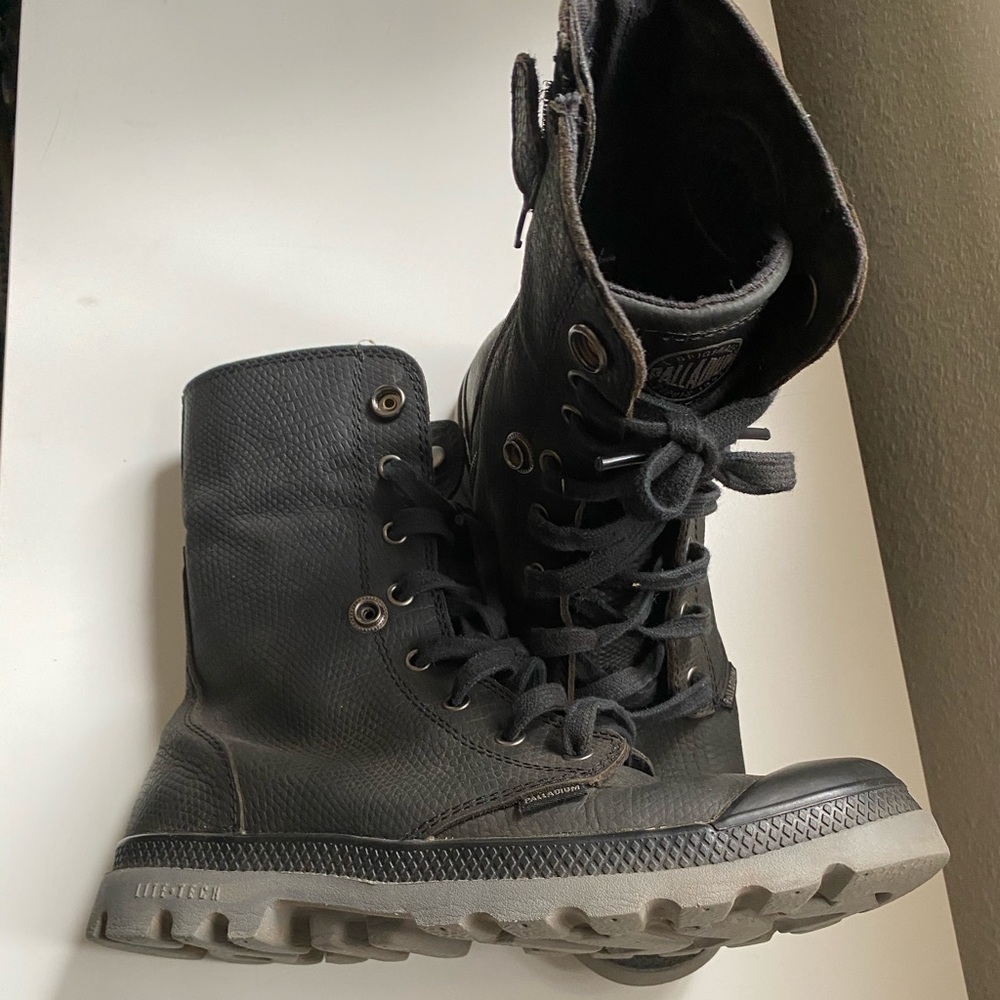 Palladium blackwaterproof military boots W SZ 9